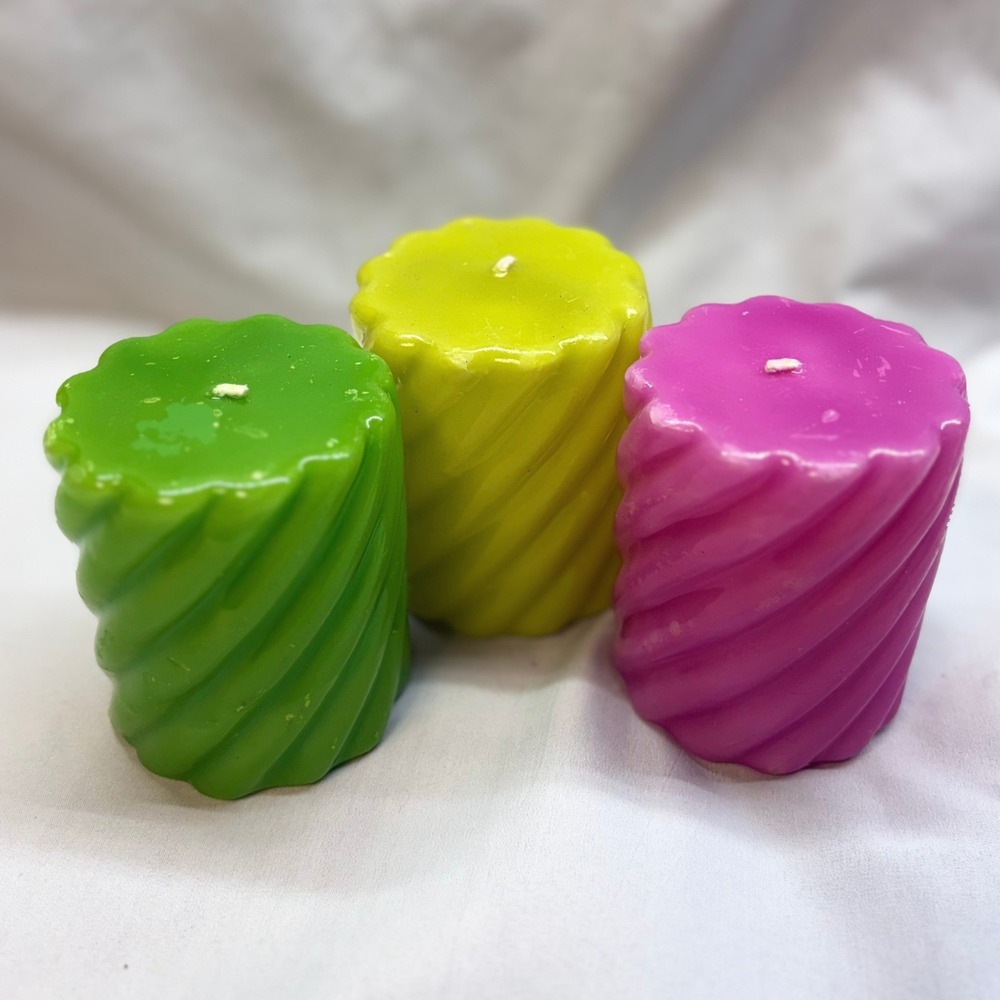Anthropologie Spiral Pillar Candle Set OS Green Pink Good Glossy Twisted Wax
